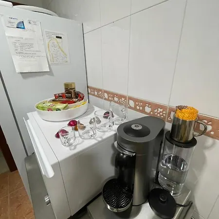 Work And Rest Away From Appartement *