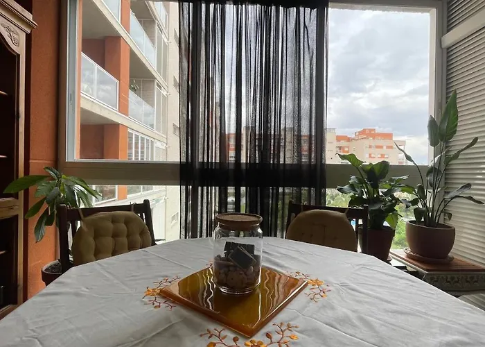 Work And Rest Away From Appartement *