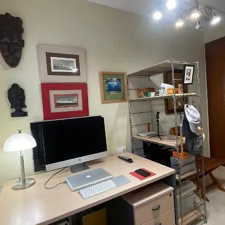 Work And Rest Away From Appartement
