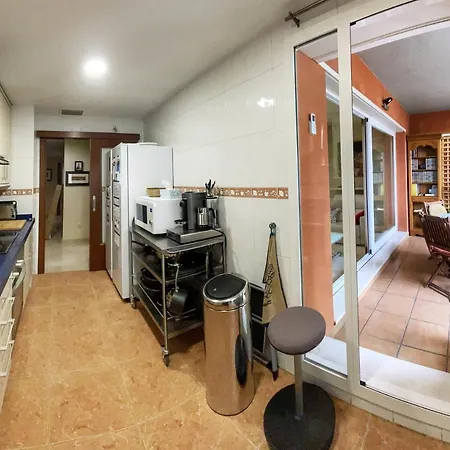 Work And Rest Away From Appartement Paterna